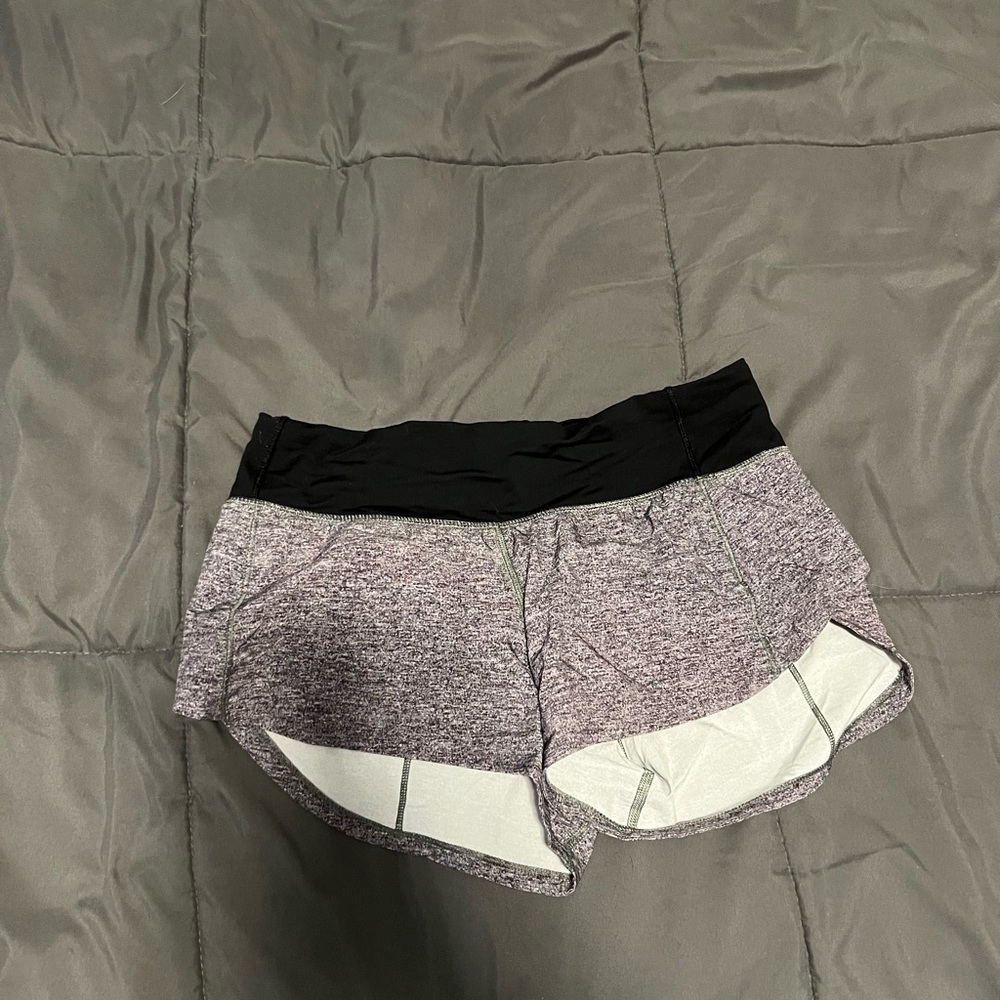 LULU LEMON GREY CHARCOAL SIZE 2  LENGTH 2.5